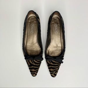Talbots | Black and Tan Zebra Point Toe Shoe